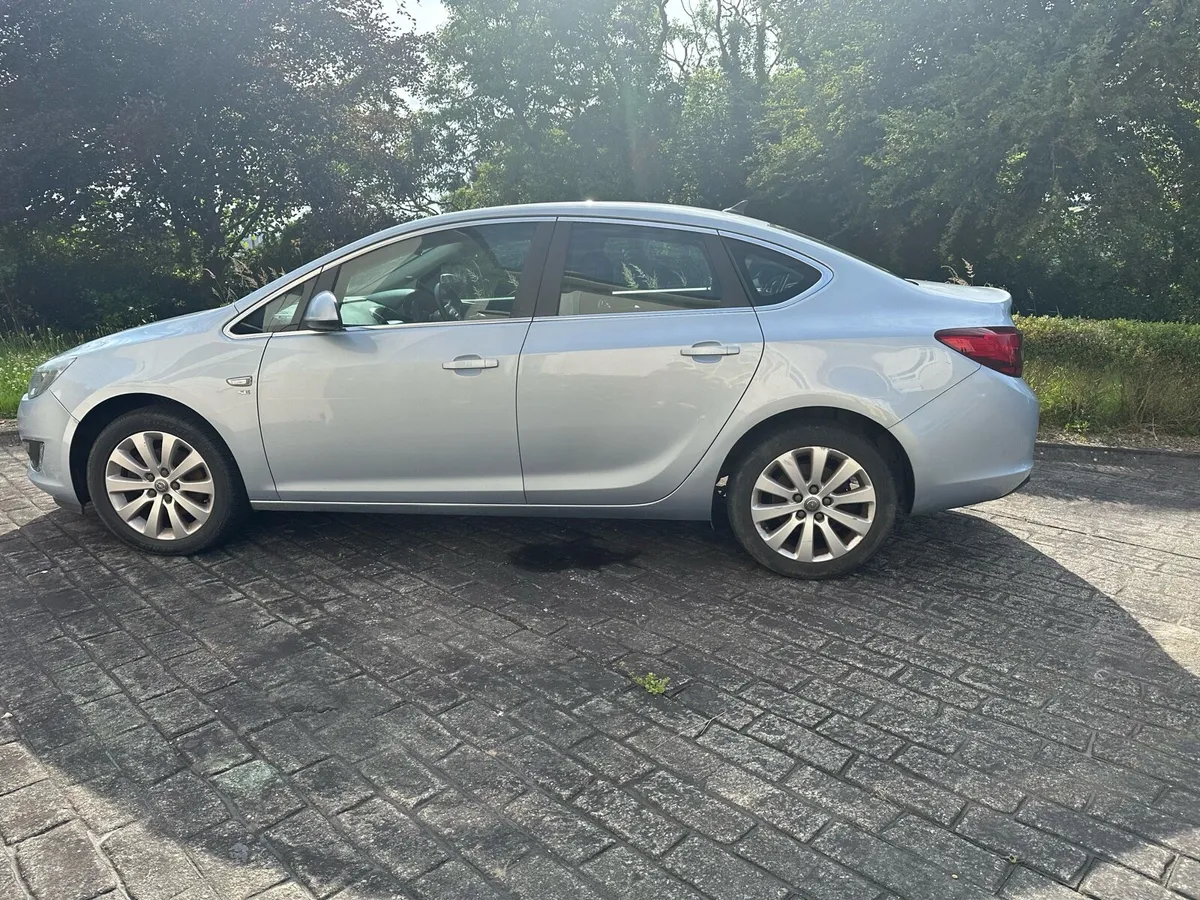 2015 Opel Astra - Image 4