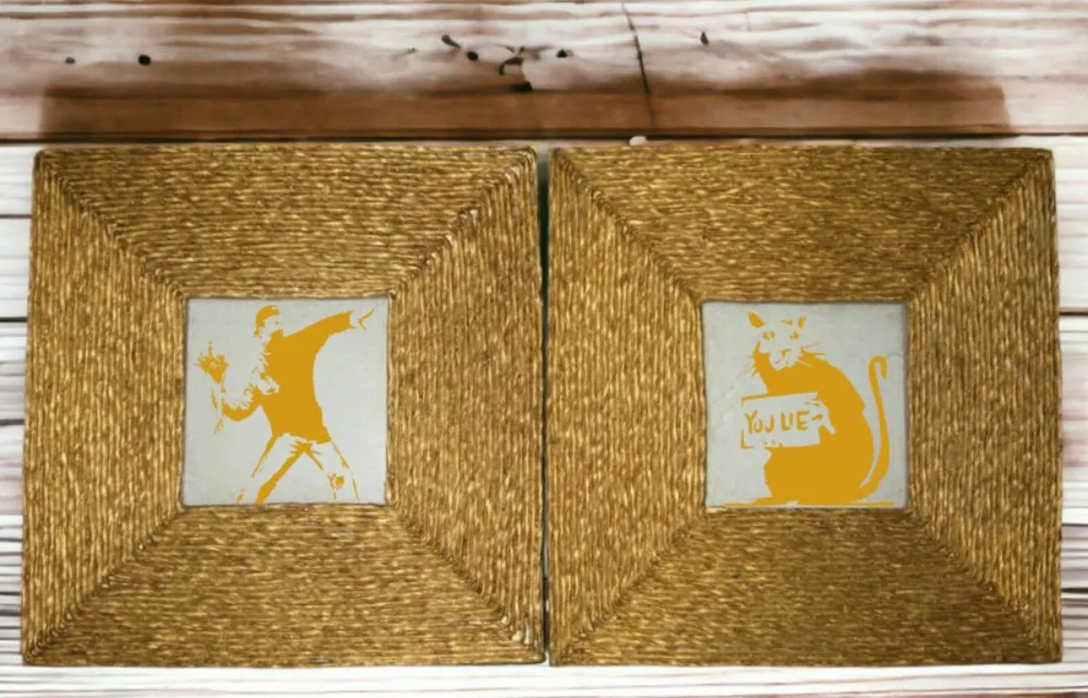 Pair of Harrods Vintage Framed Pictures - Image 4