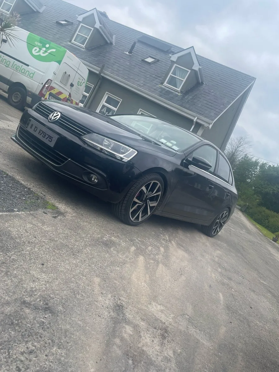 Volkswagen Jetta - Image 1