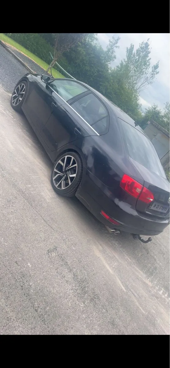 Volkswagen Jetta - Image 3
