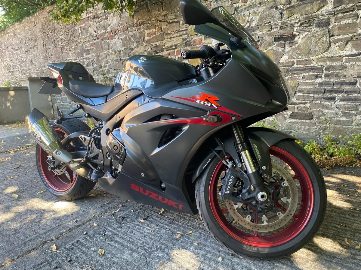 2017 Suzuki GSX-R 1000 - Image 3
