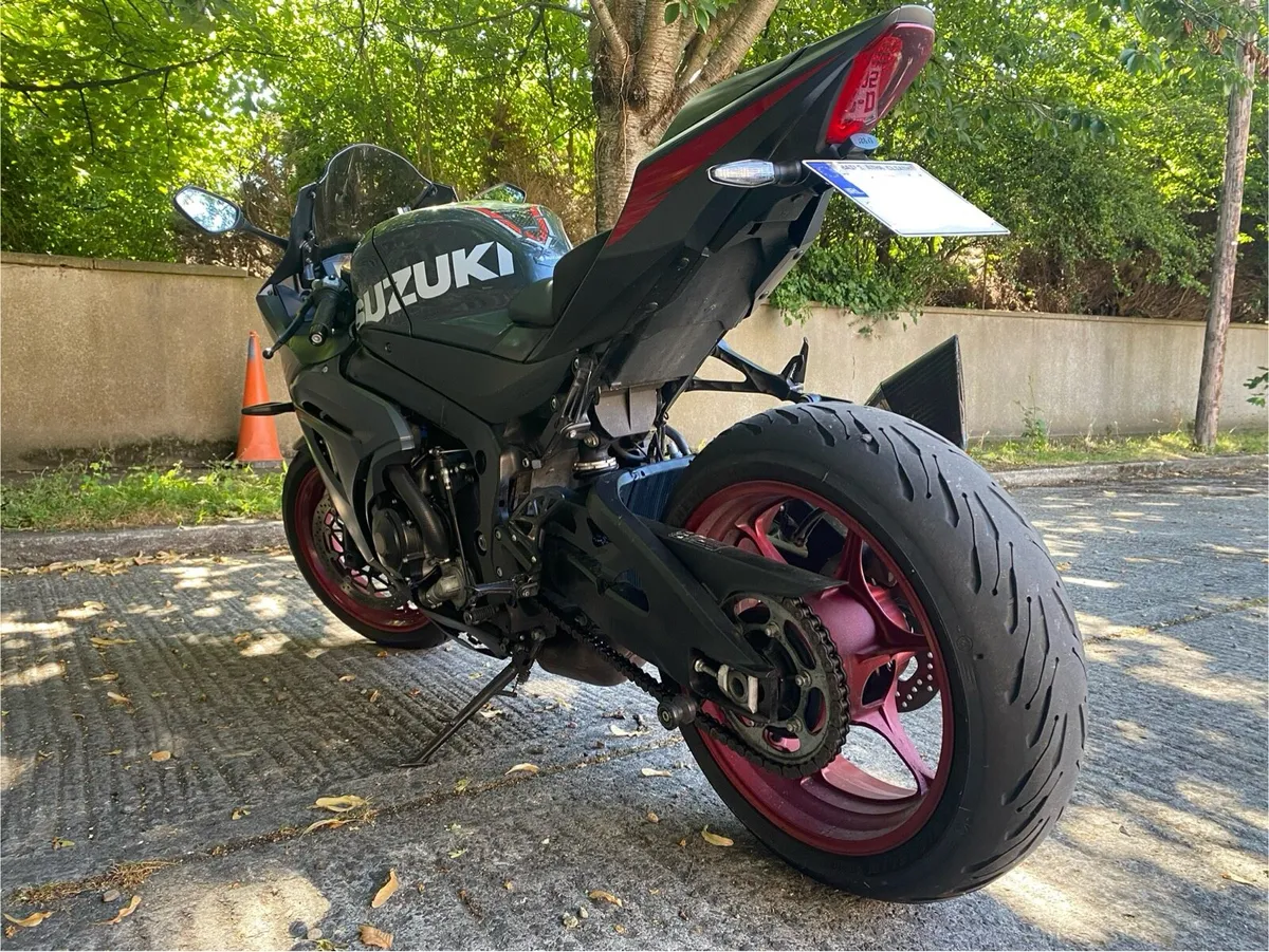 2017 Suzuki GSX-R 1000 - Image 4