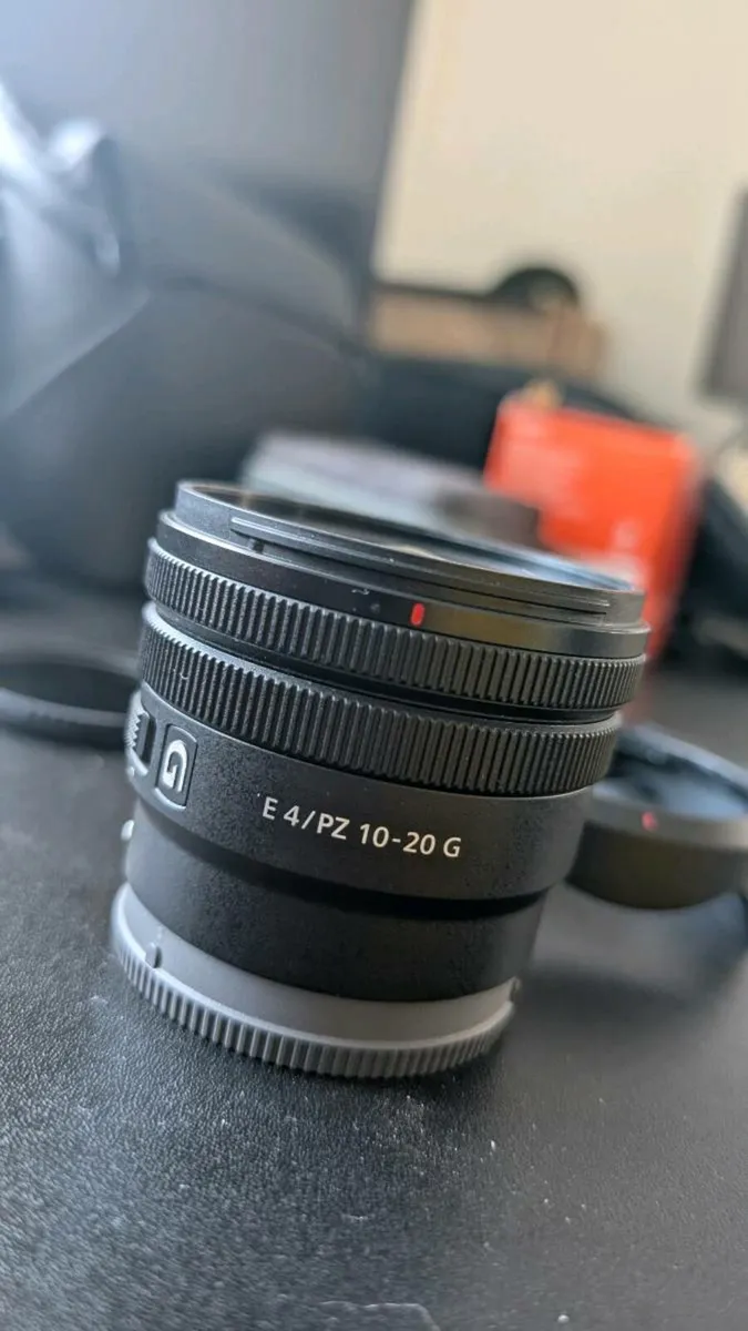 Sony E PZ 10-20mm f/4 G Lens + 2 filters - Image 4