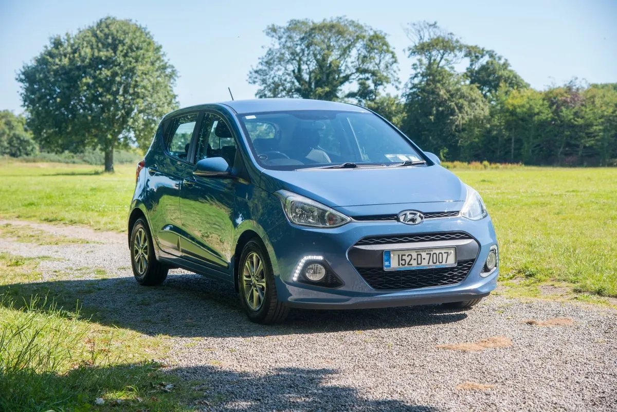 Hyundai i10 Delux, 1.0i, 2015, only 76000kms - Image 1