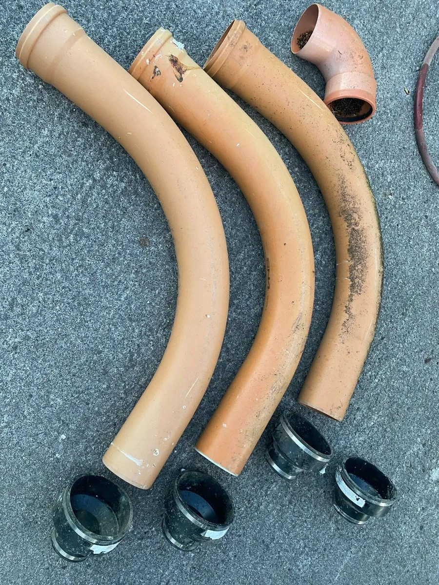 Waste and sewerage pipes bends and junctions - Image 4