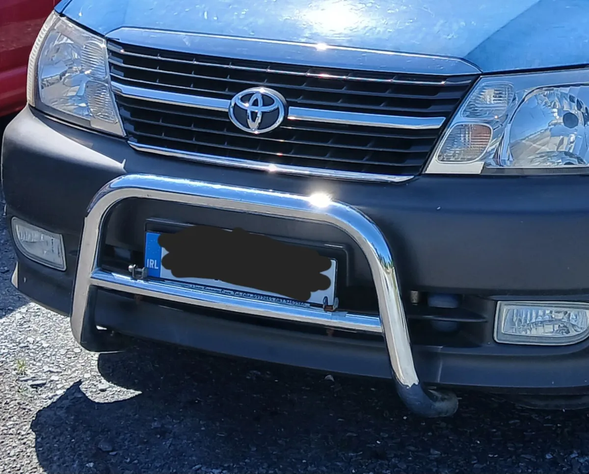 Toyota hiace bullbar / A bar - Image 2