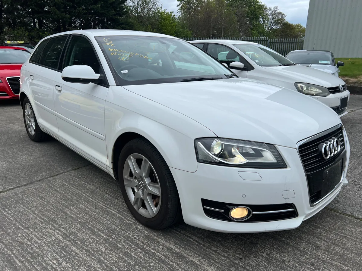 Audi A3 2012 35K ! NCT 26 MINT - Image 2
