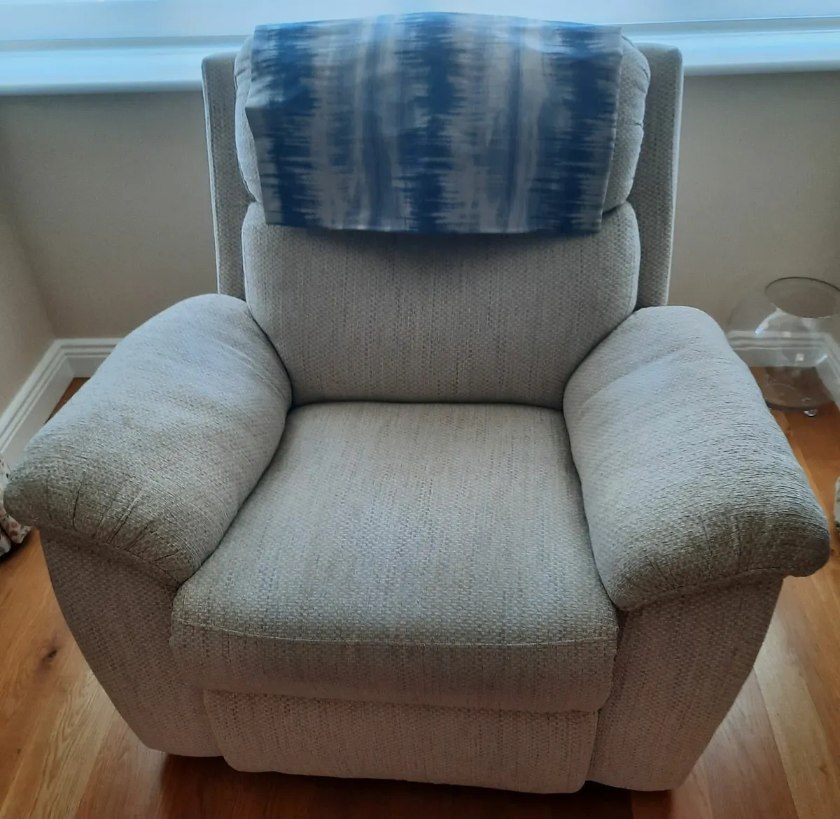 3 Piece Suite - Image 3