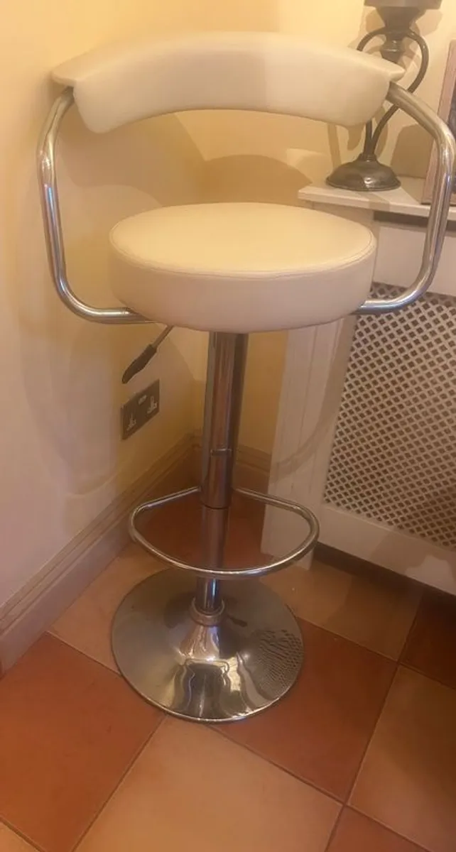 Two stools - Image 1