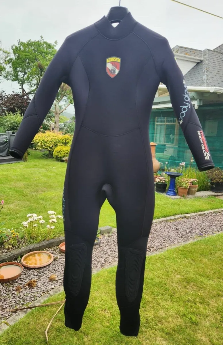 Dive suit for sale. - Image 1