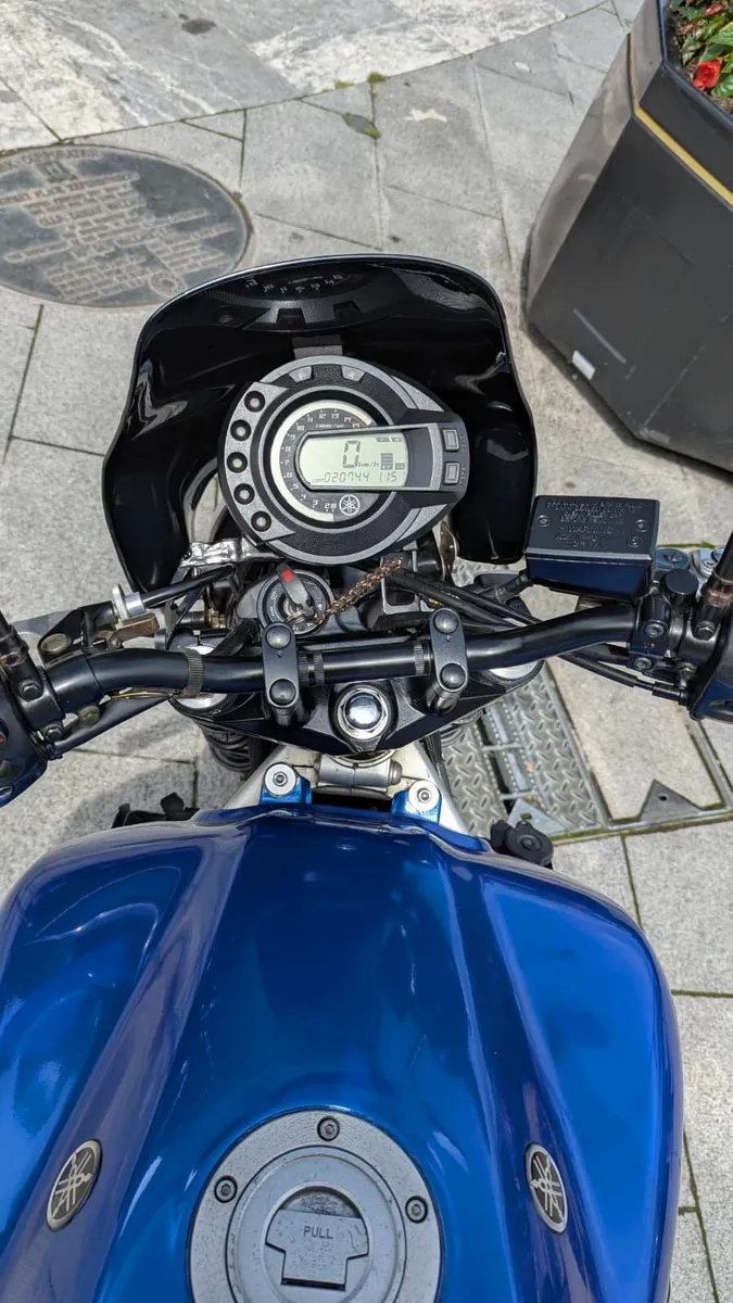 YAMAHA Fazer 2004 FZ6 - Image 3