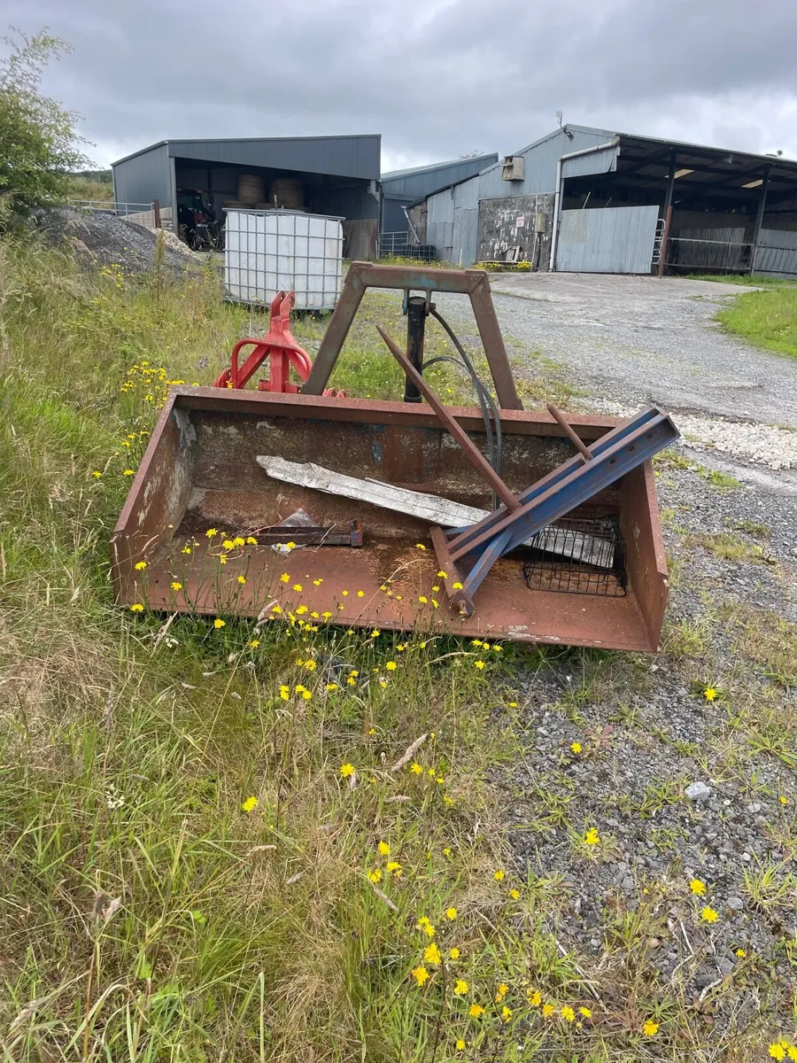 Farm machinery - Image 1