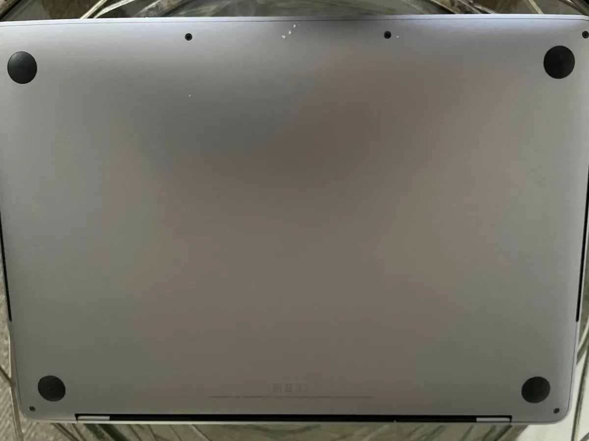 2020 MacBook Pro A2251 - Image 2