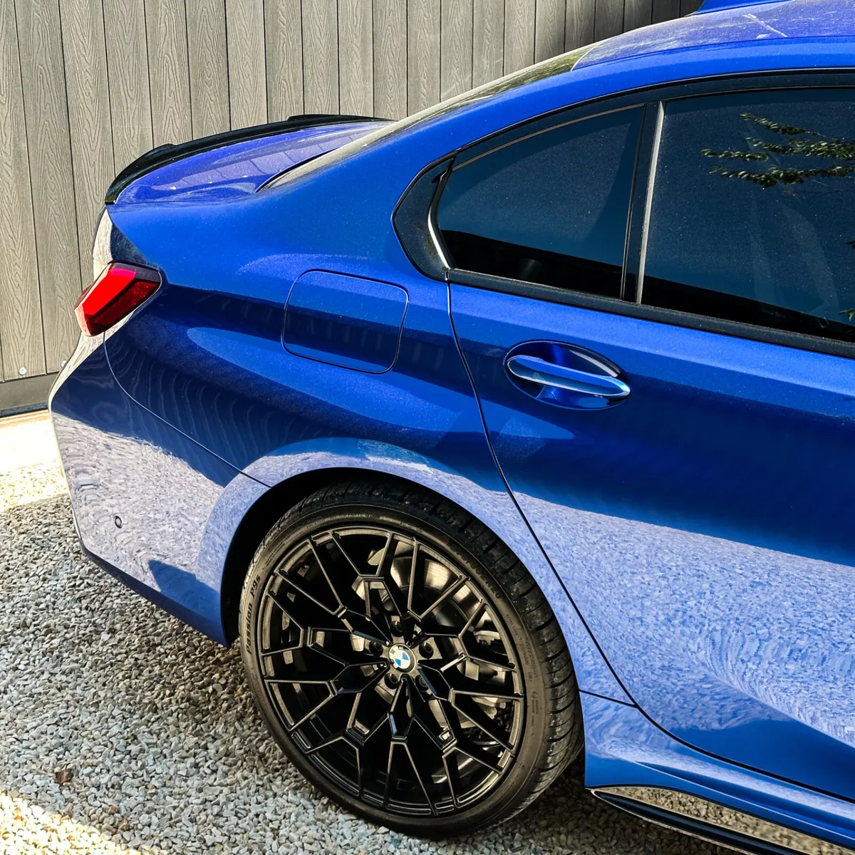 2023 (231) BMW 330e M-SPORT LCI 290BHP **LOW MILEA - Image 3