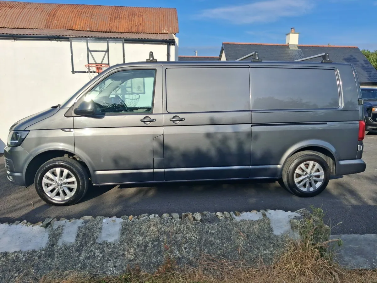 Voltzwagon transporter highline T6 - Image 1