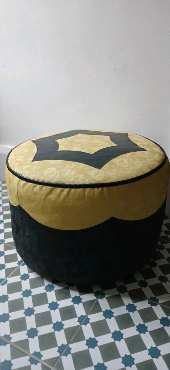 Mid-century Round Drum Pouffe - Image 1
