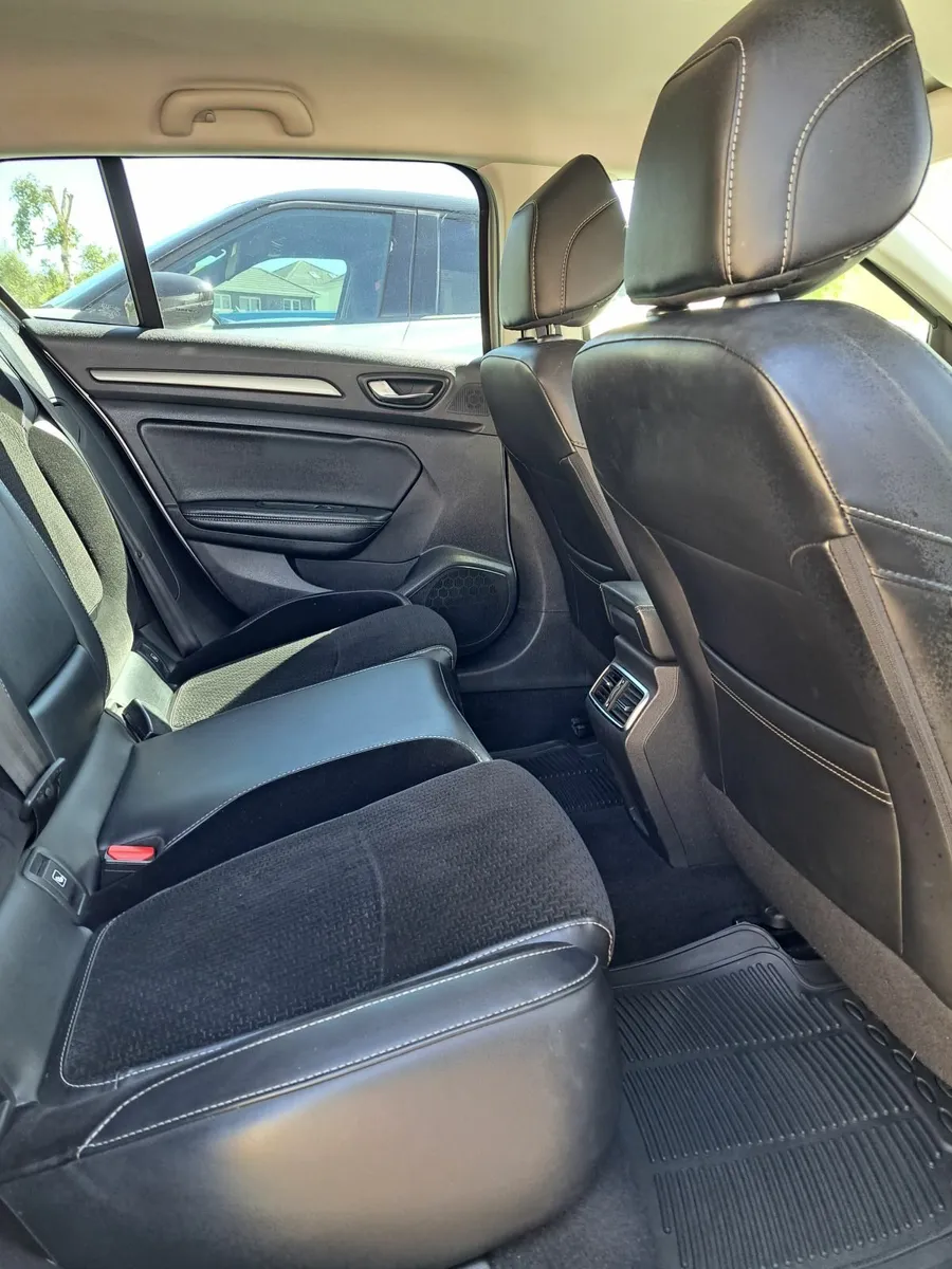 Renault Megane 2017 - Image 4