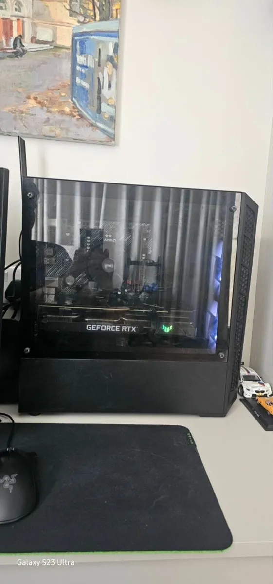 Computer - Image 1