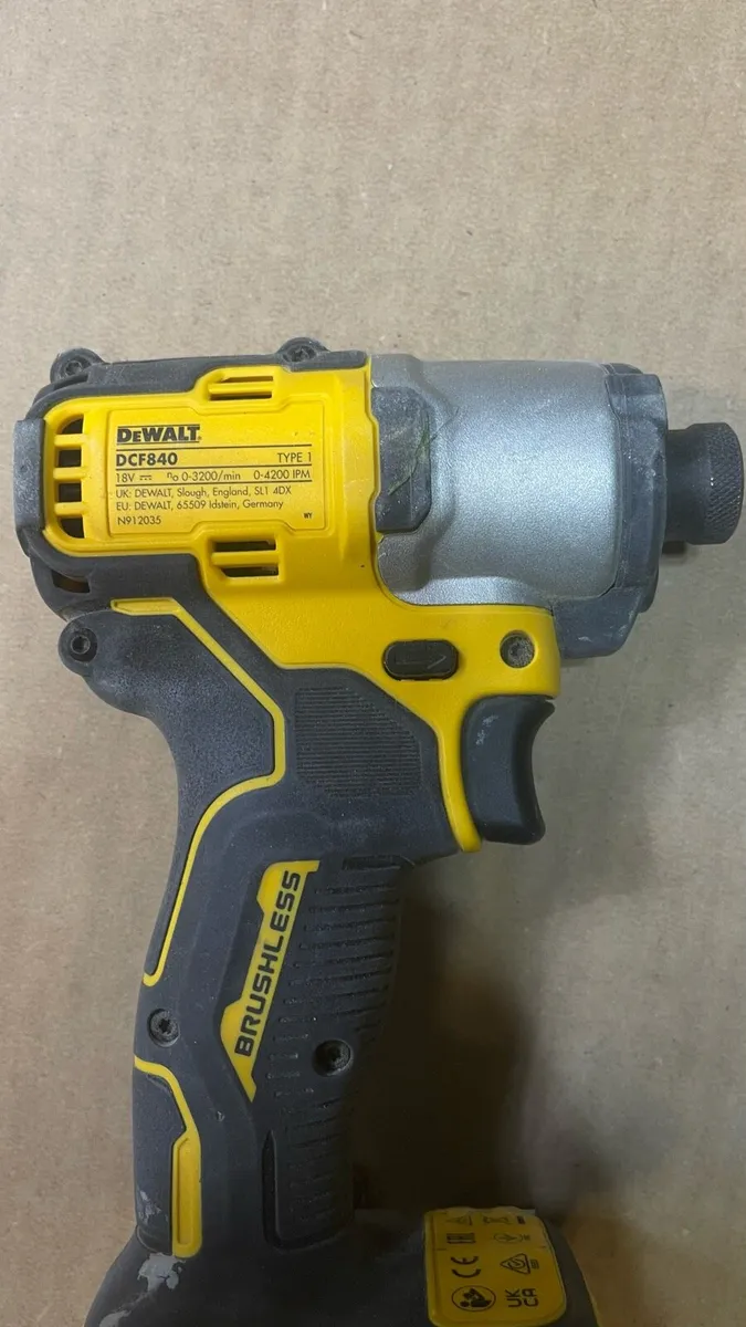 2 x Dewalt impact drivers - Image 4