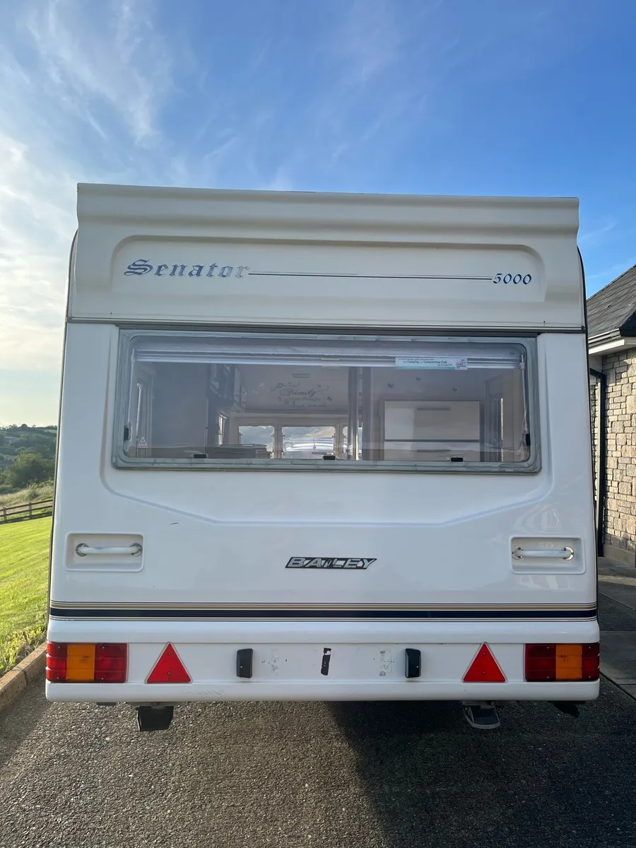 Caravan - Image 1