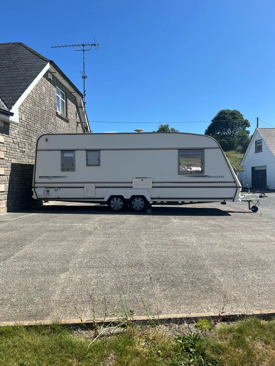 Caravan - Image 2