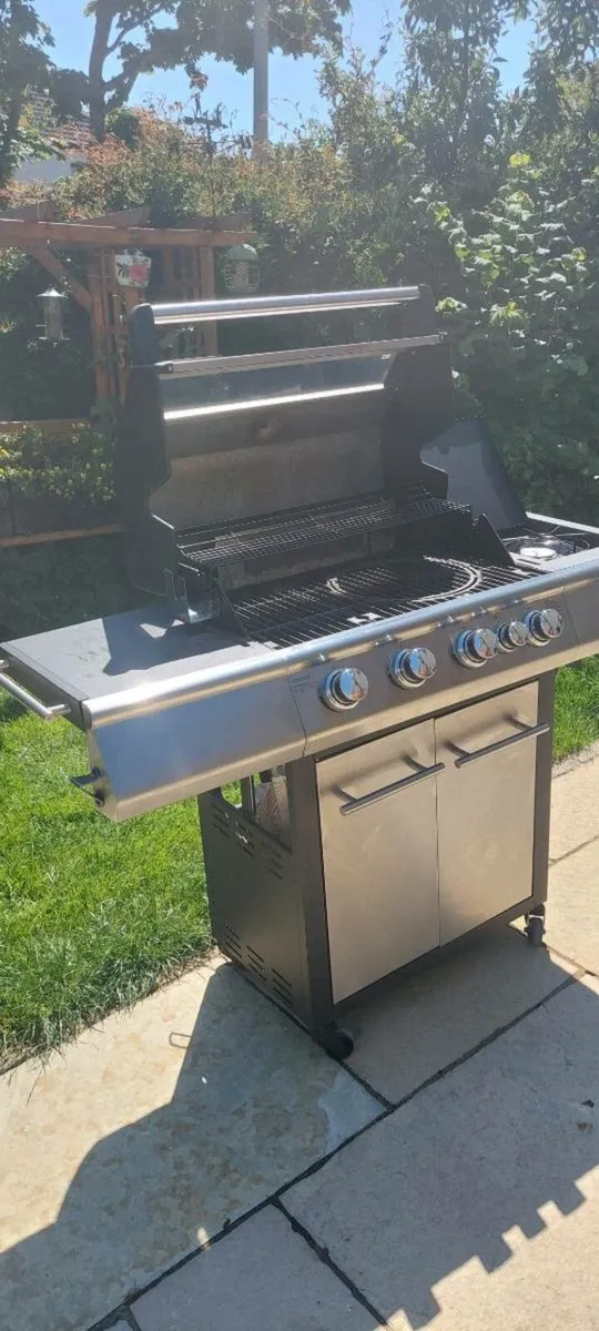 Barbecue - Image 2