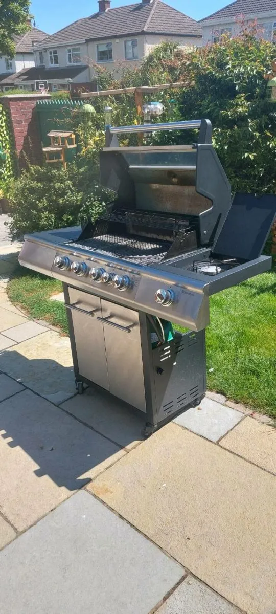 Barbecue - Image 3
