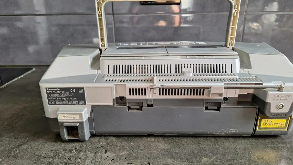Radio cassette cd player - Image 4