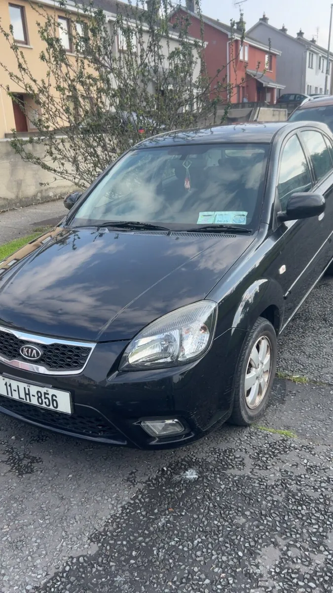 Kia Rio 2011 - Image 2