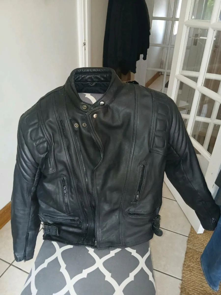 Leather motorbike jacket - Image 2