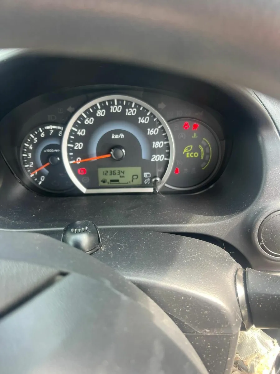 Mitsubishi Mirage 2012 Automatic - Image 4
