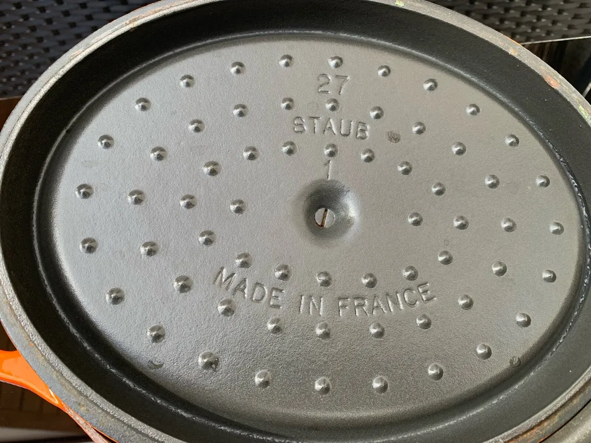Cast iron dish - Image 3