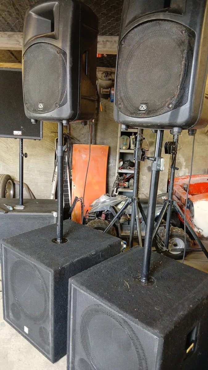 Bass BIns and Tops