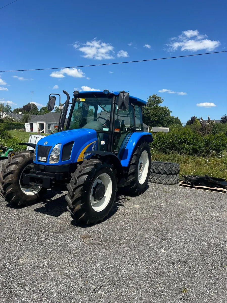 New Holland TL90A - Image 2
