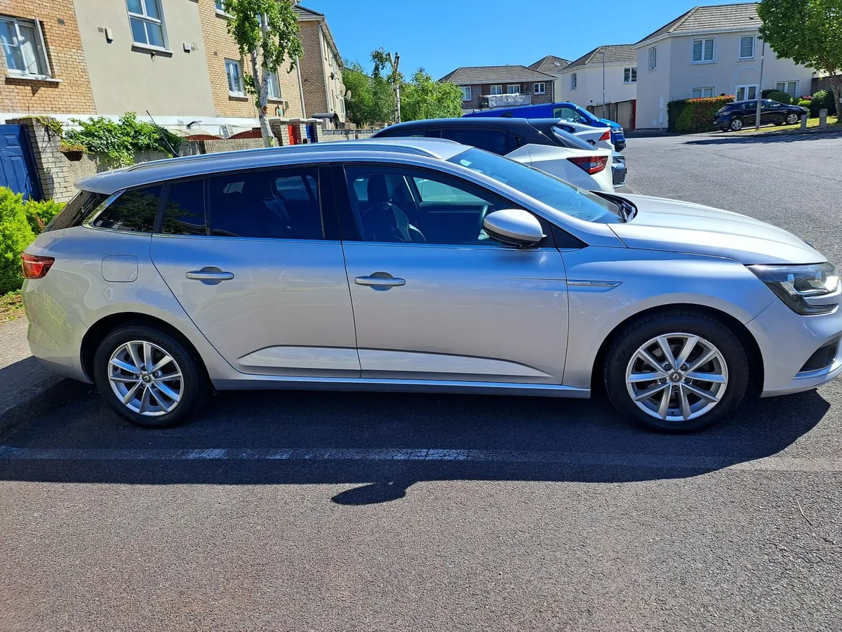 Renault Megane 2017 - Image 4