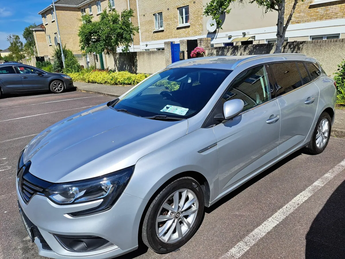 Renault Megane 2017 - Image 2