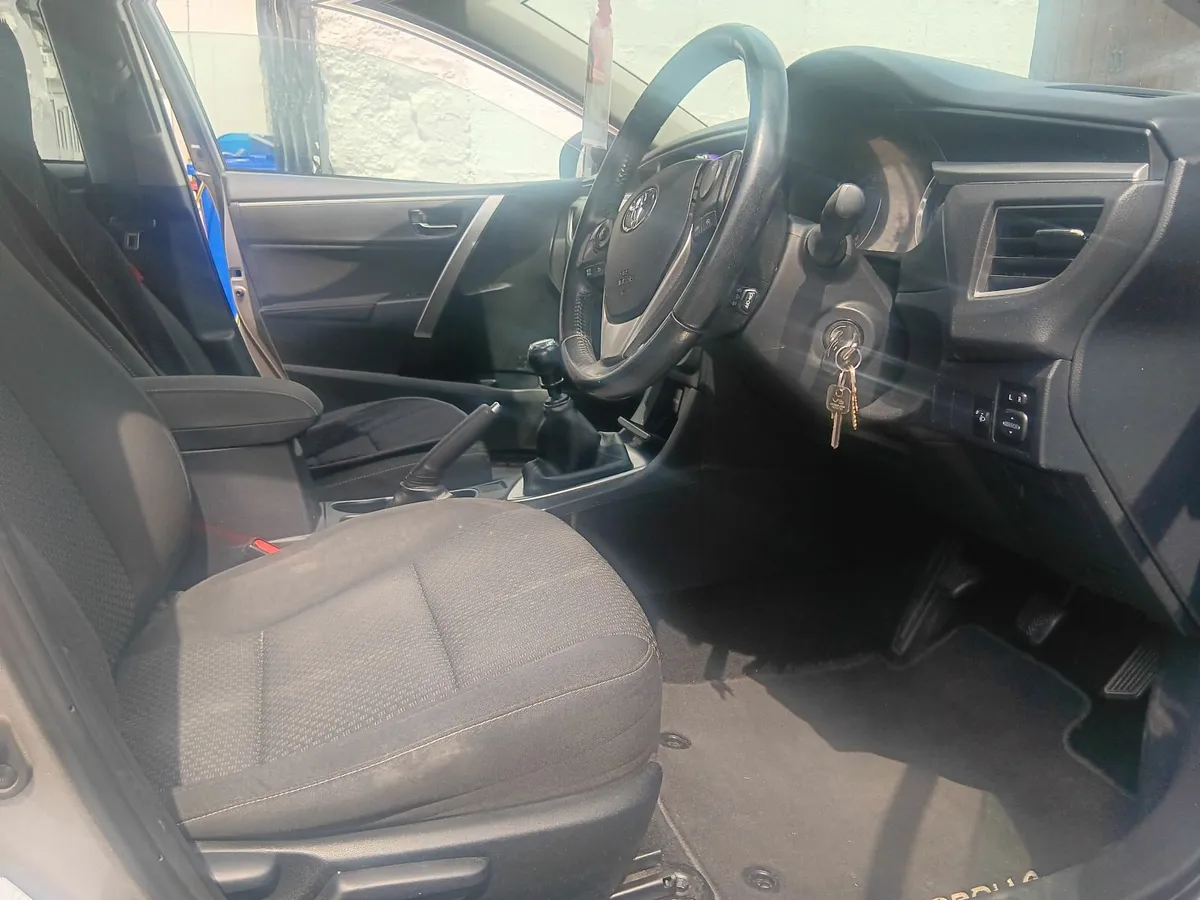 Toyota Corolla 2016 - Image 3