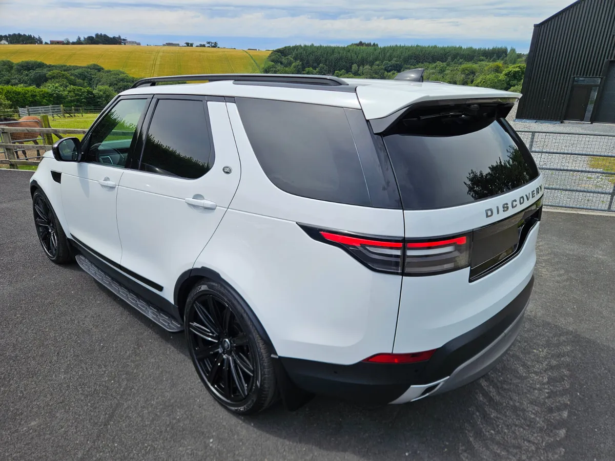 Land Rover Discovery 2019 - Image 2