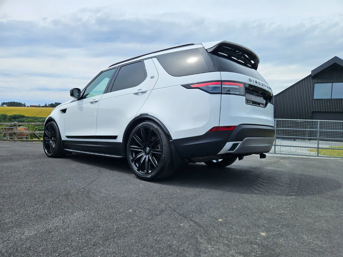 Land Rover Discovery 2019 - Image 3