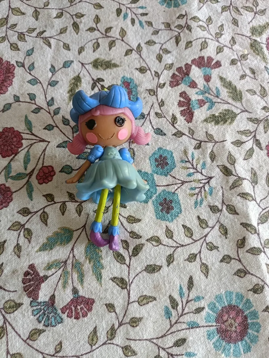 Lalaloopsy bluebell dew drop