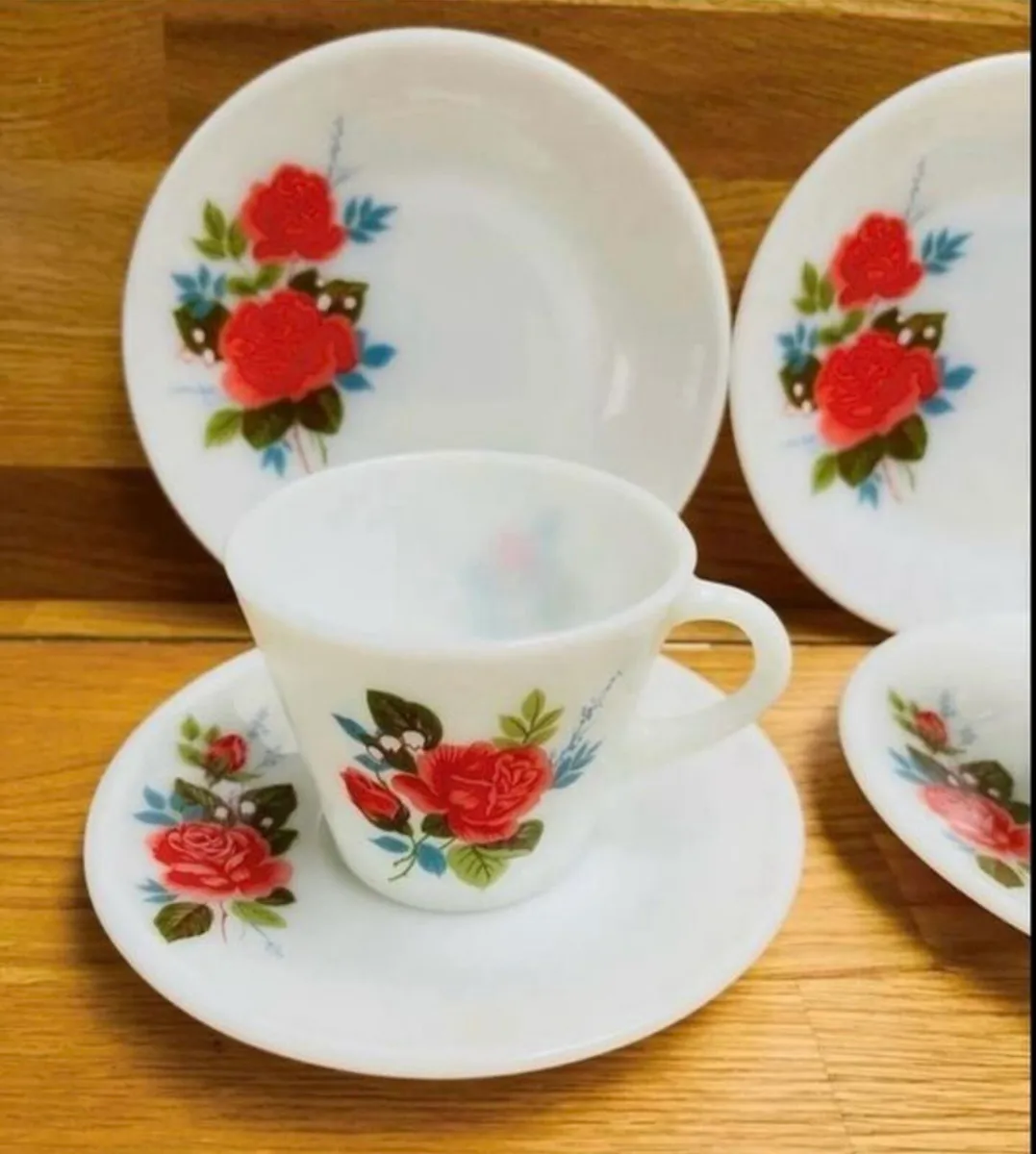 Pyrex Tea set - Image 3
