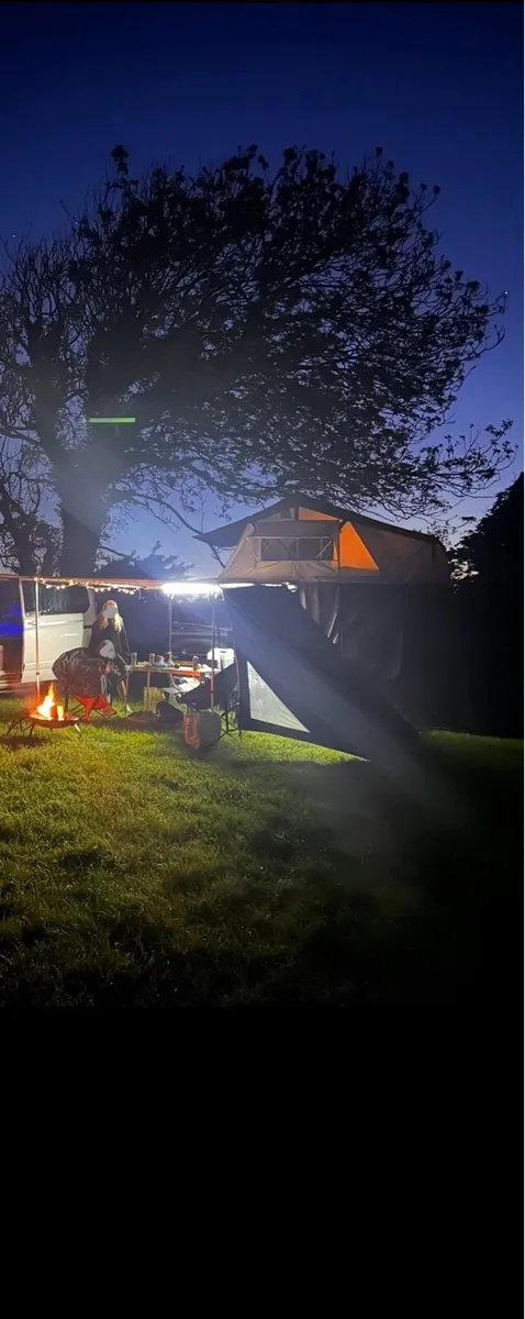 Roof tent - Image 1