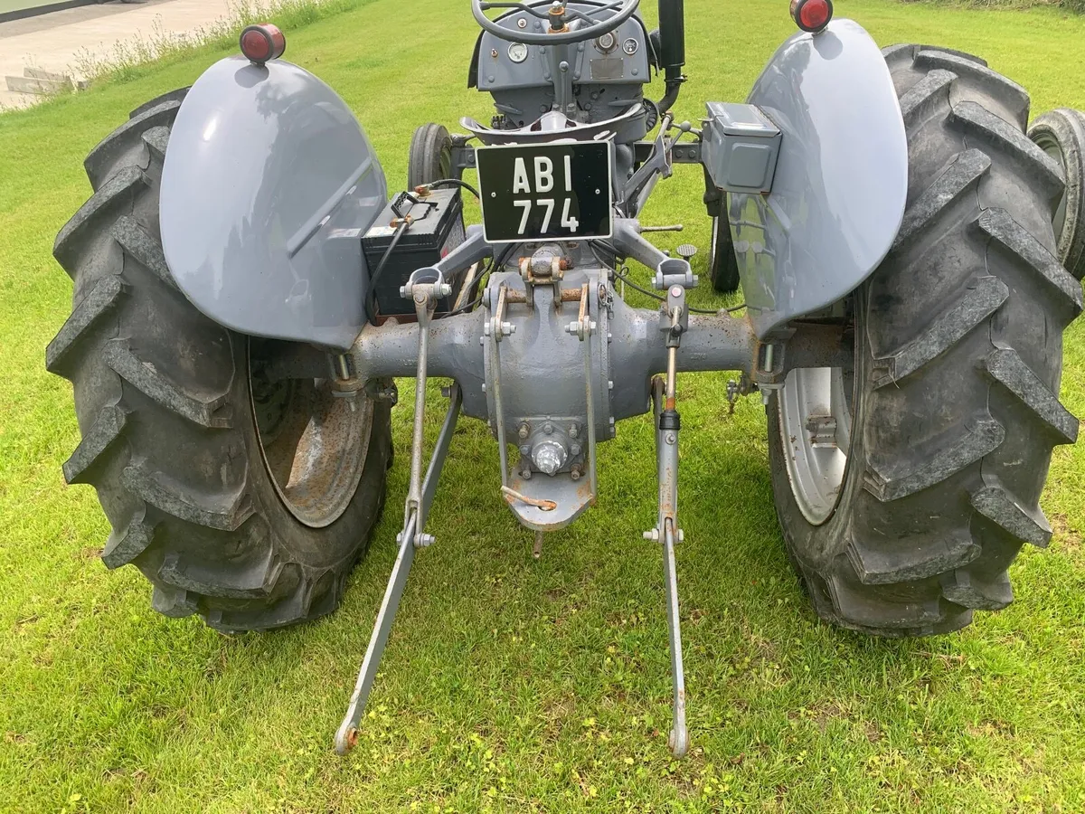 Tractor - Image 4