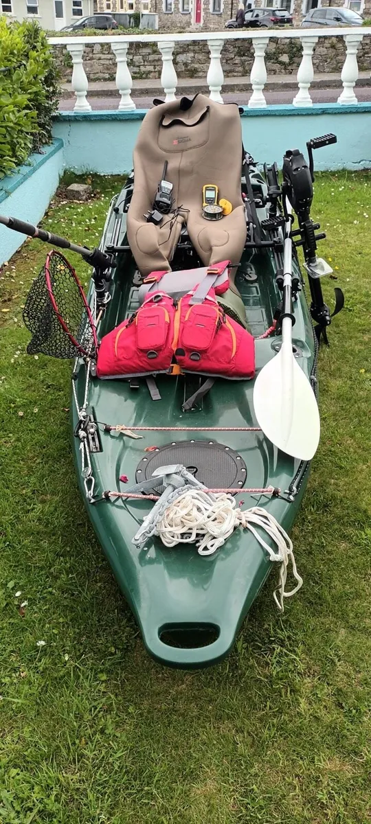 Riot Mako 10 Impulse Drive Kayak - Image 3