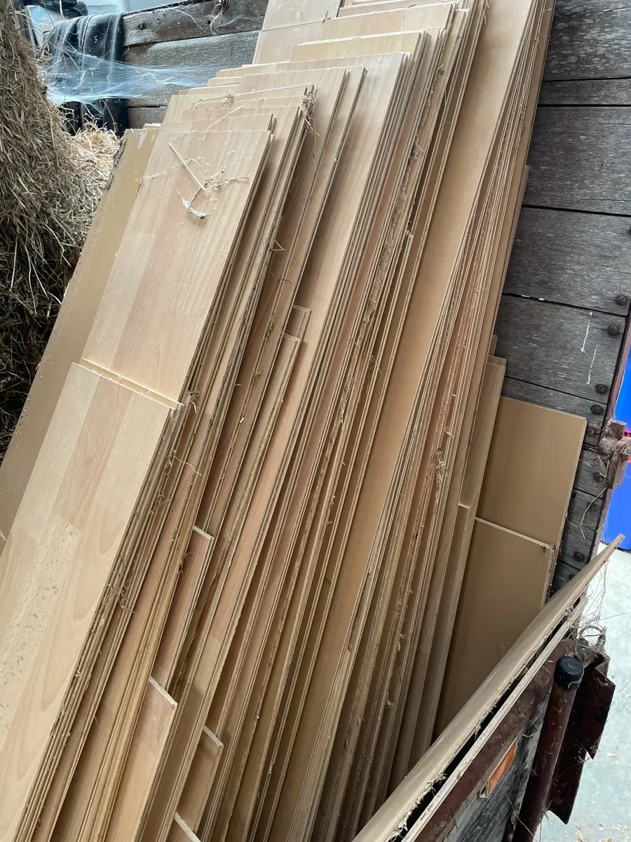 laminate flooring (second hand) - Image 3