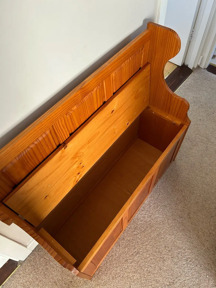 Single bed, furniture ,kitchenware many more - Image 3