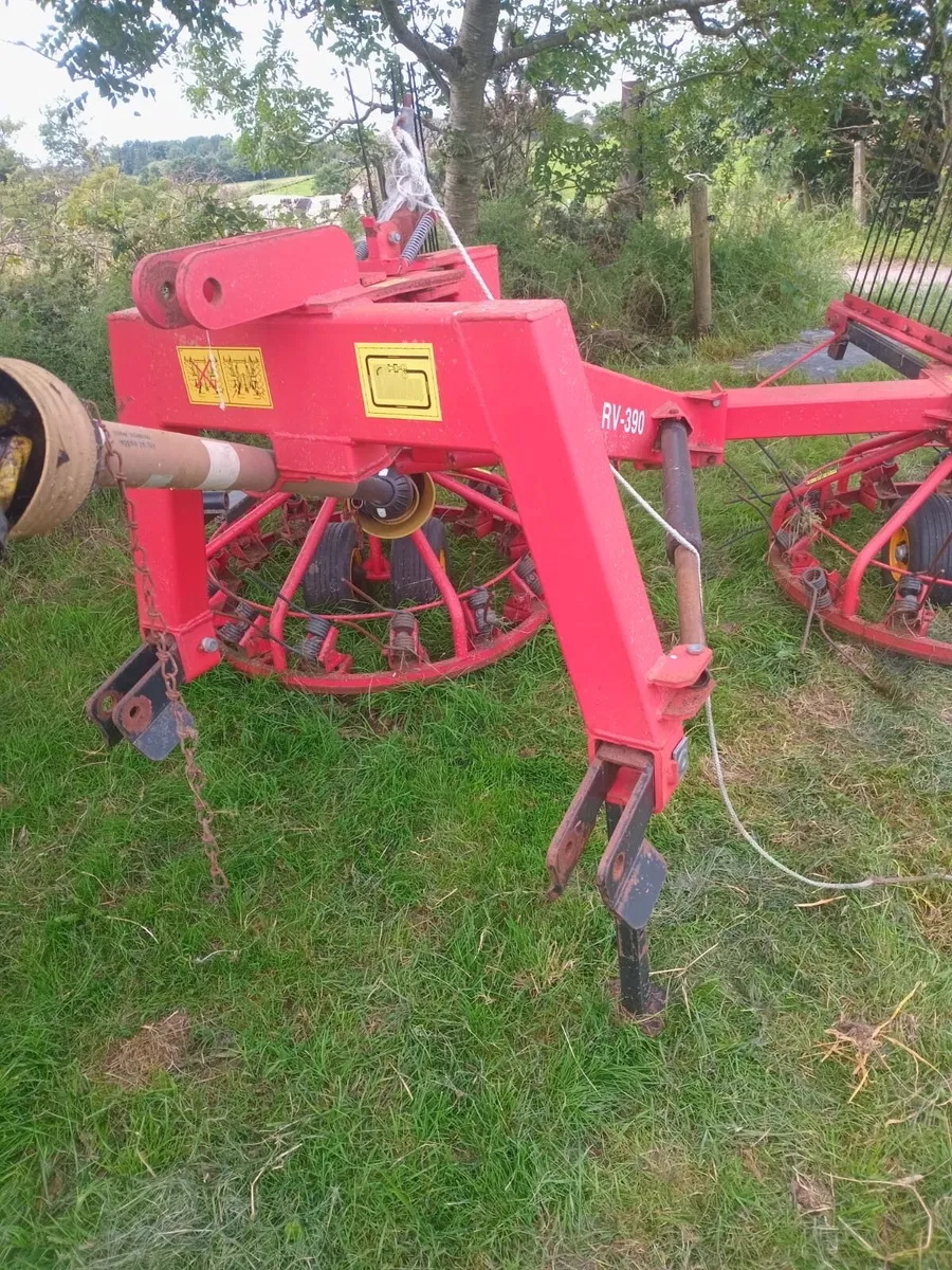 Grandad 390 Hay Tedder - Image 3