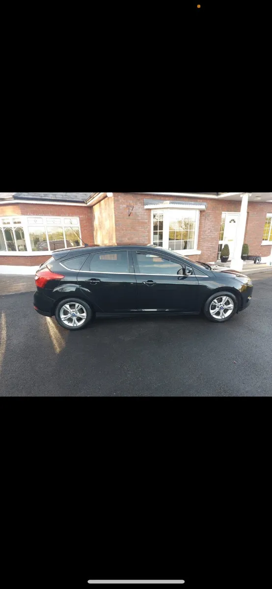 Ford Focus 2012 - Image 3