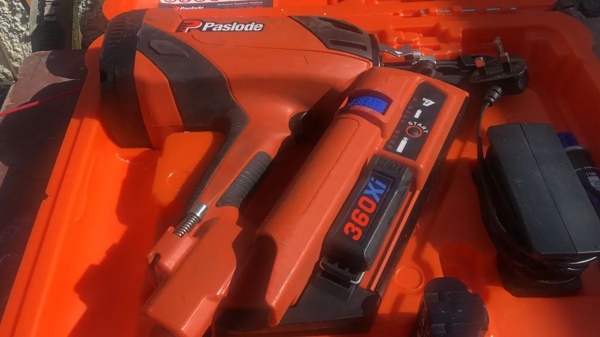 Paslode 360Xi Nail Gun - Image 3