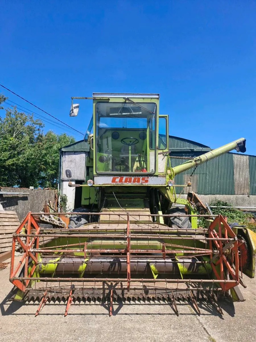 Combine harvester - Image 2